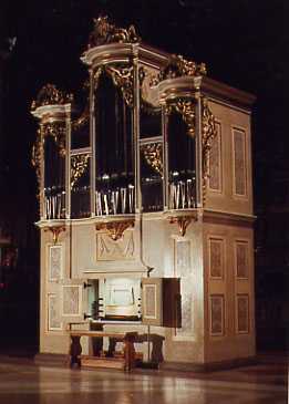 tl_files/dellortoelanzini/strumenti/organi_nuovi/milano_s_alessandro/salessandro.jpg